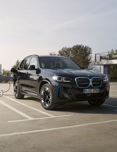 Gewerbliches Leasing: Der neue BMW iX3 bei AHAG