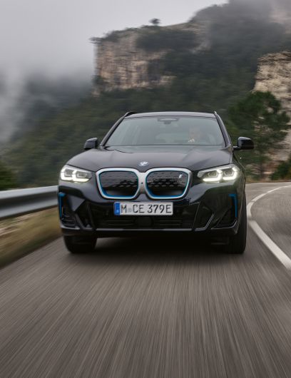Leasing: Der BMW iX3 bei AHAG.